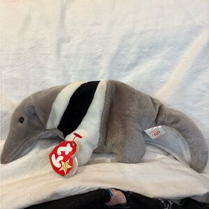 Ty Gray and White Anteater Plush Toy